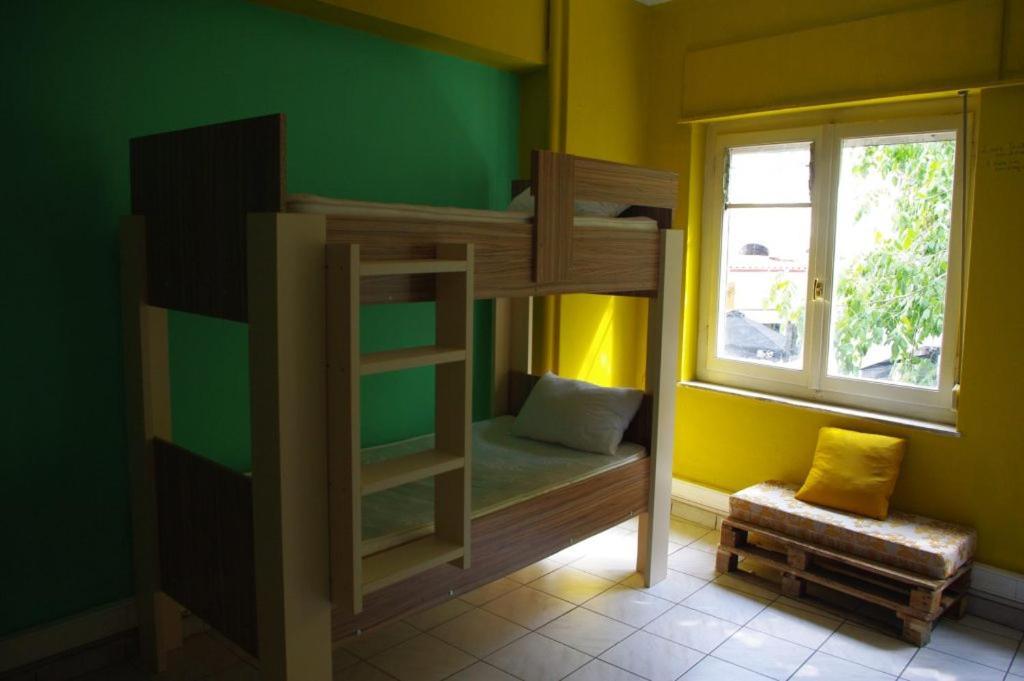 Small Funny World Афины Экстерьер фото